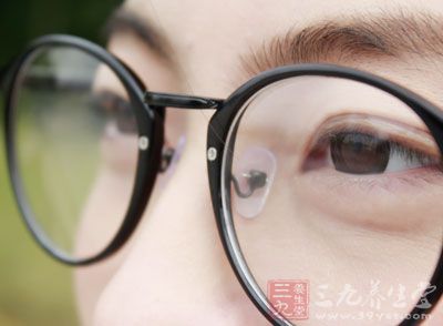 北京按摩去皱法抵御眼部的衰老